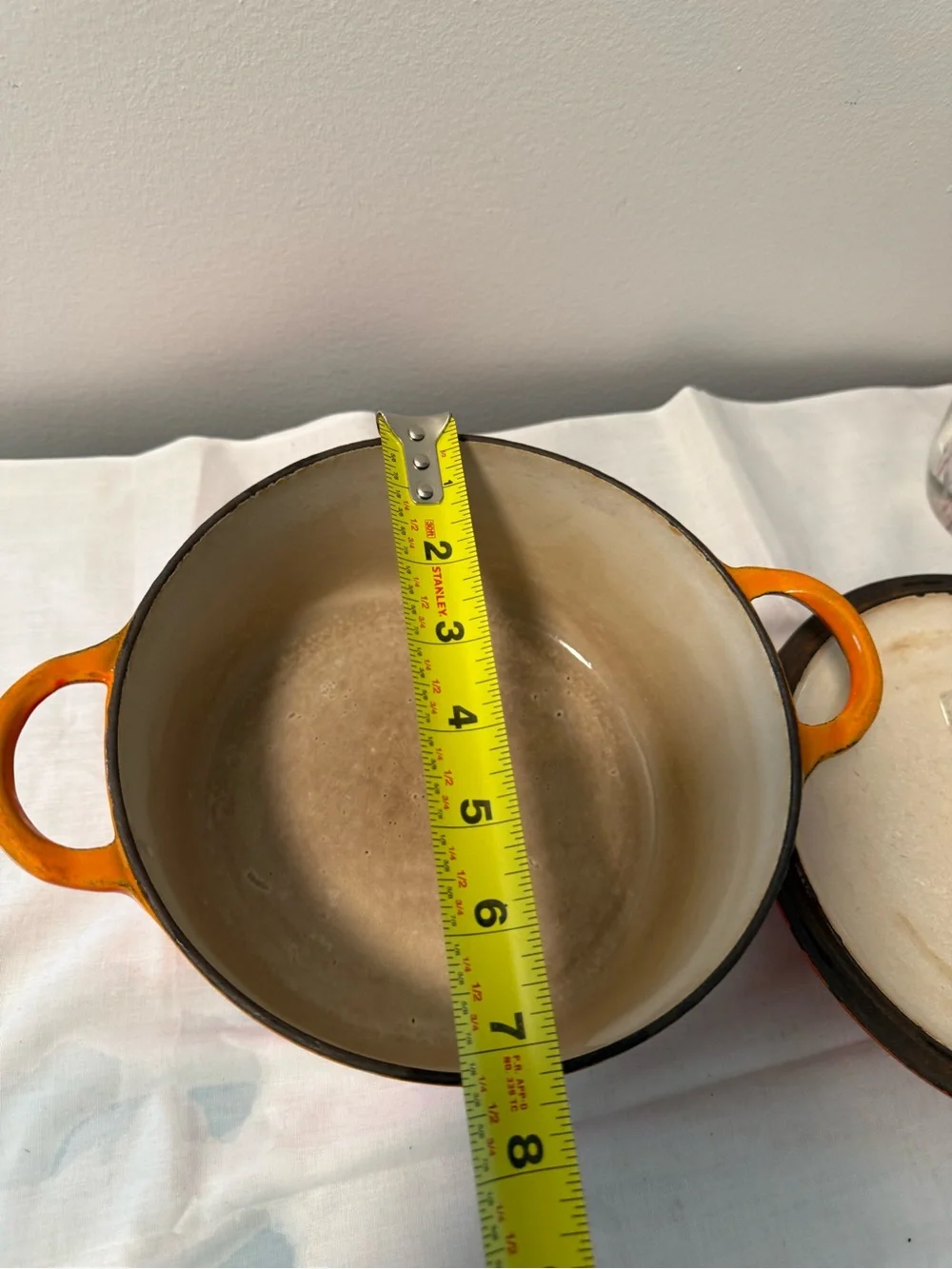 Le Creuset Orange Gradient Round Dutch Oven with Lid B 2 Qt see pictures